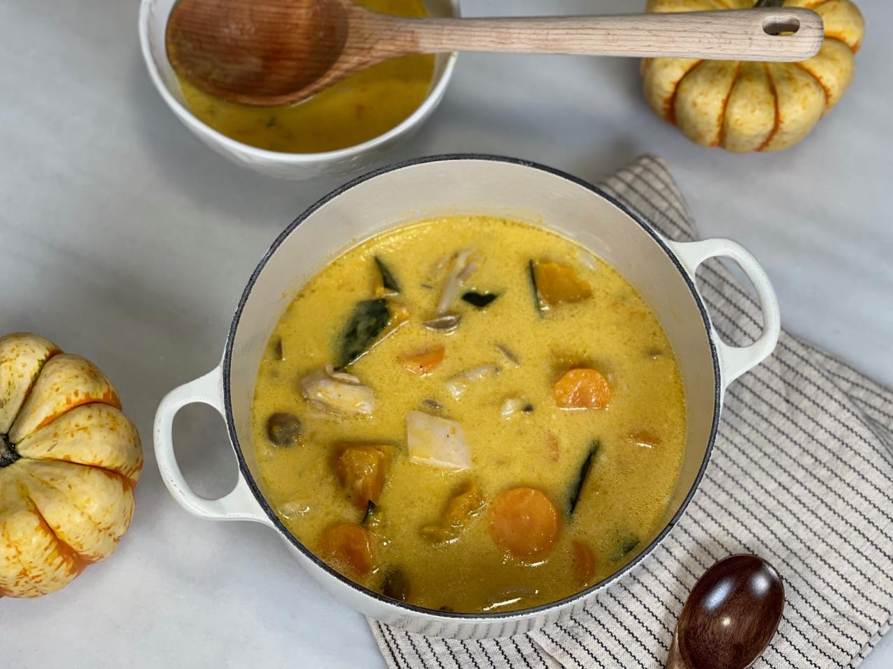 Chicken and Kabocha Cream Stew - Kitsune Golden